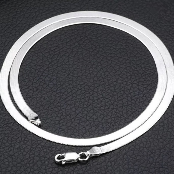 NEW 925 STERLING SILVER HERRINGBONE FLAT NECKLACE - Picture 2 of 6